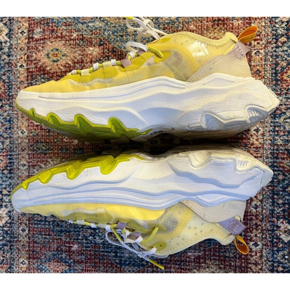 Sorel Kinetic Breakthru Tech Lace Sneakers in GUC. Size 8 - Picture 6 of 9